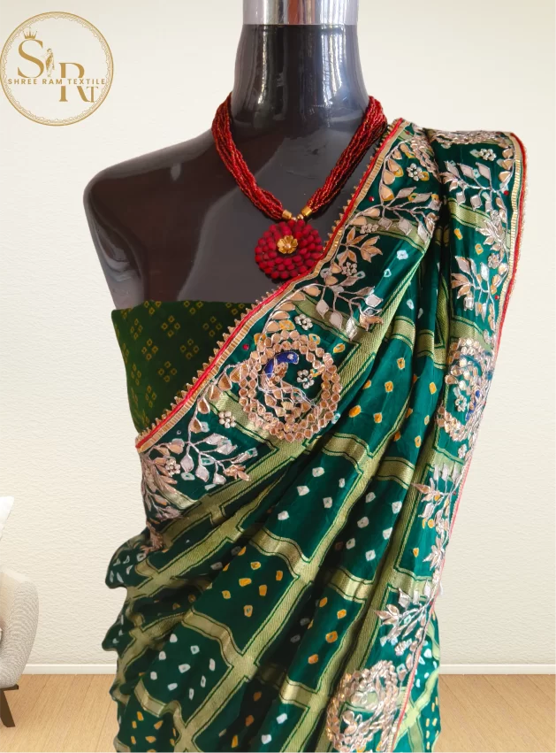 Green Bandhej Saree With Gota Pati - Image 3